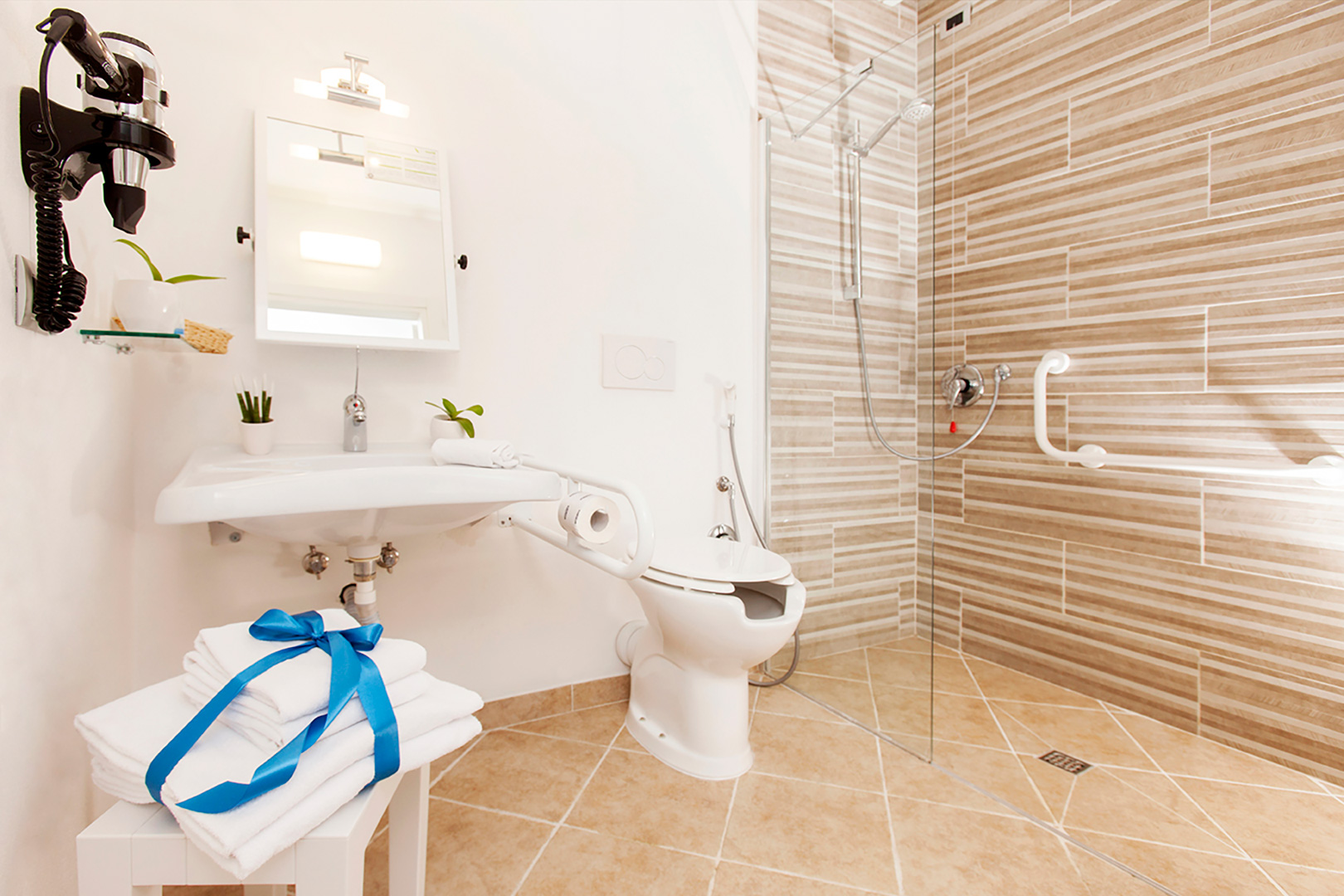 Bagno-camere-disabili