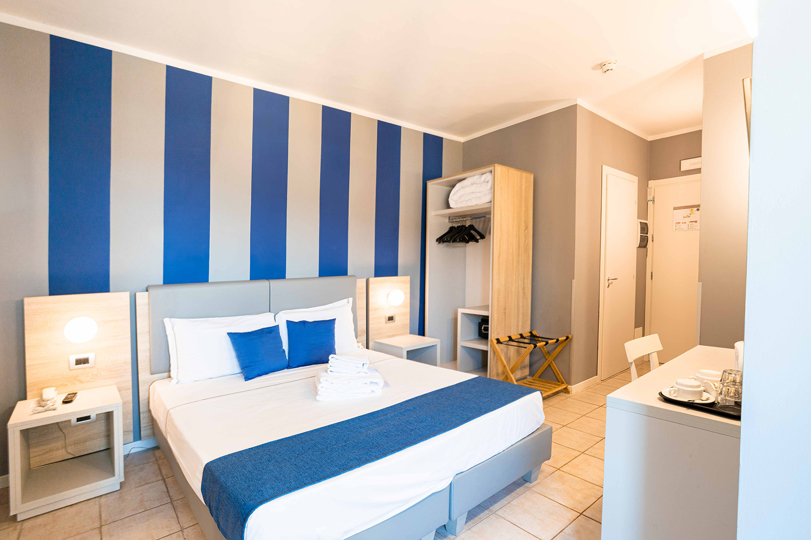 Dettagli-muro-camere-doppie-(3)